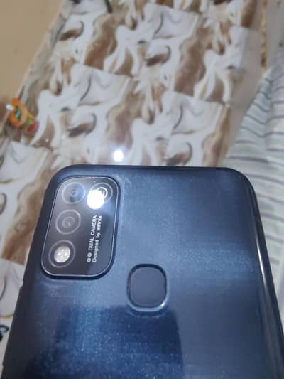 Infinix hot 11 play single use