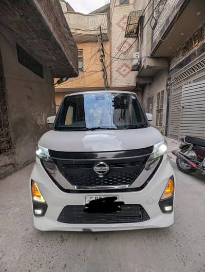 Nissan Roox 2021
