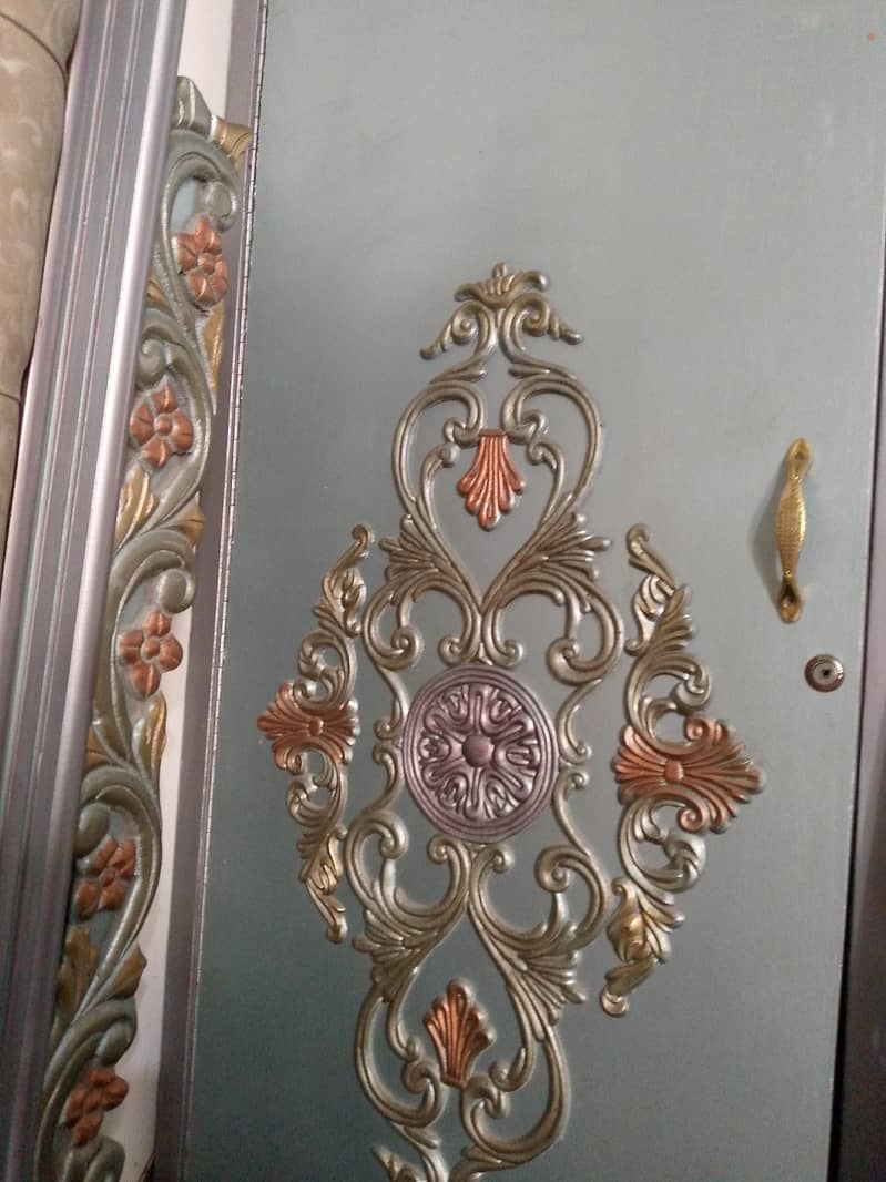 wardrobe 2