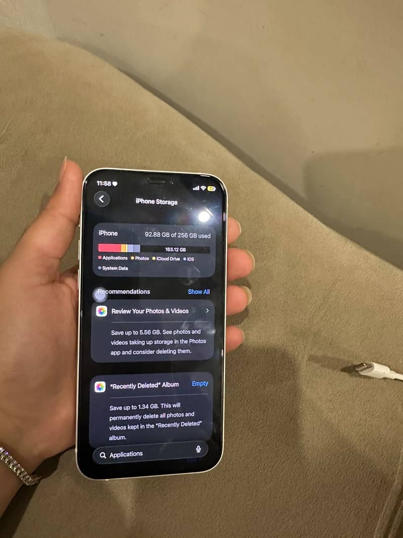 Apple iPhone 12 3