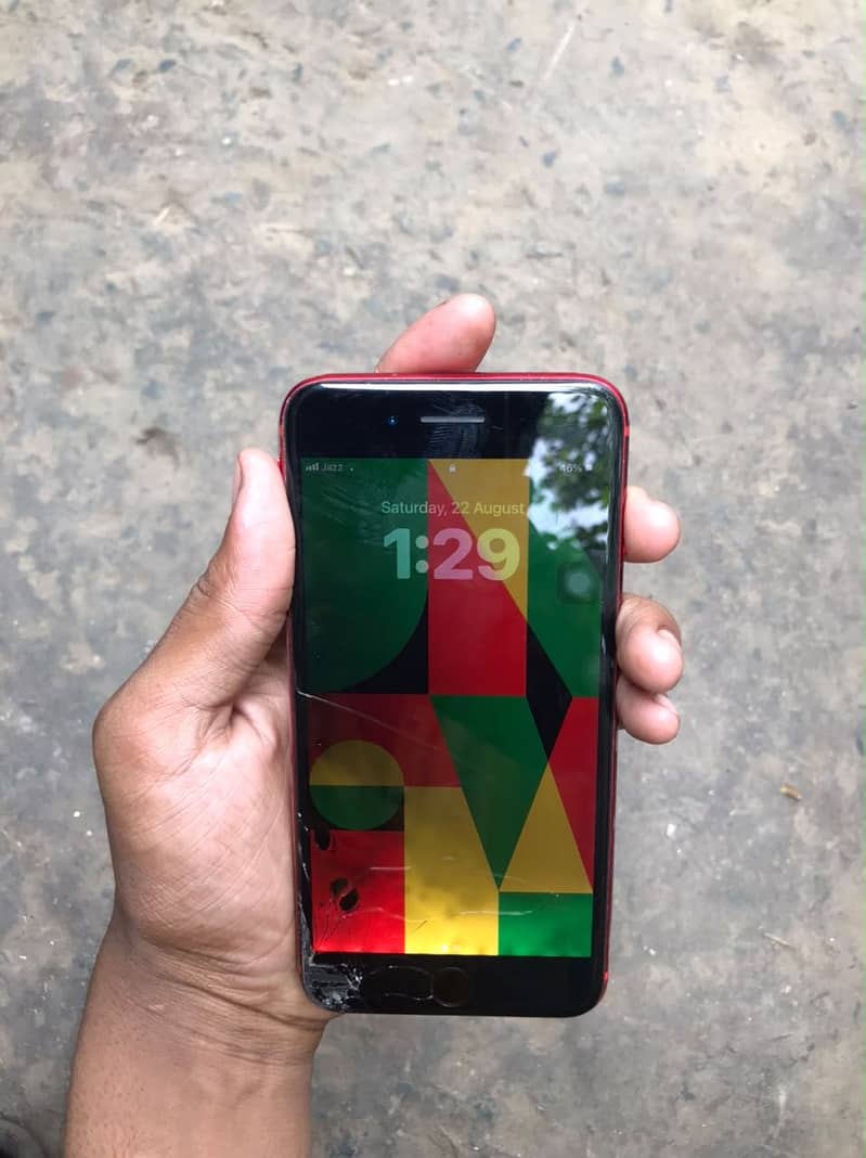Apple iPhone 8 Plus 6