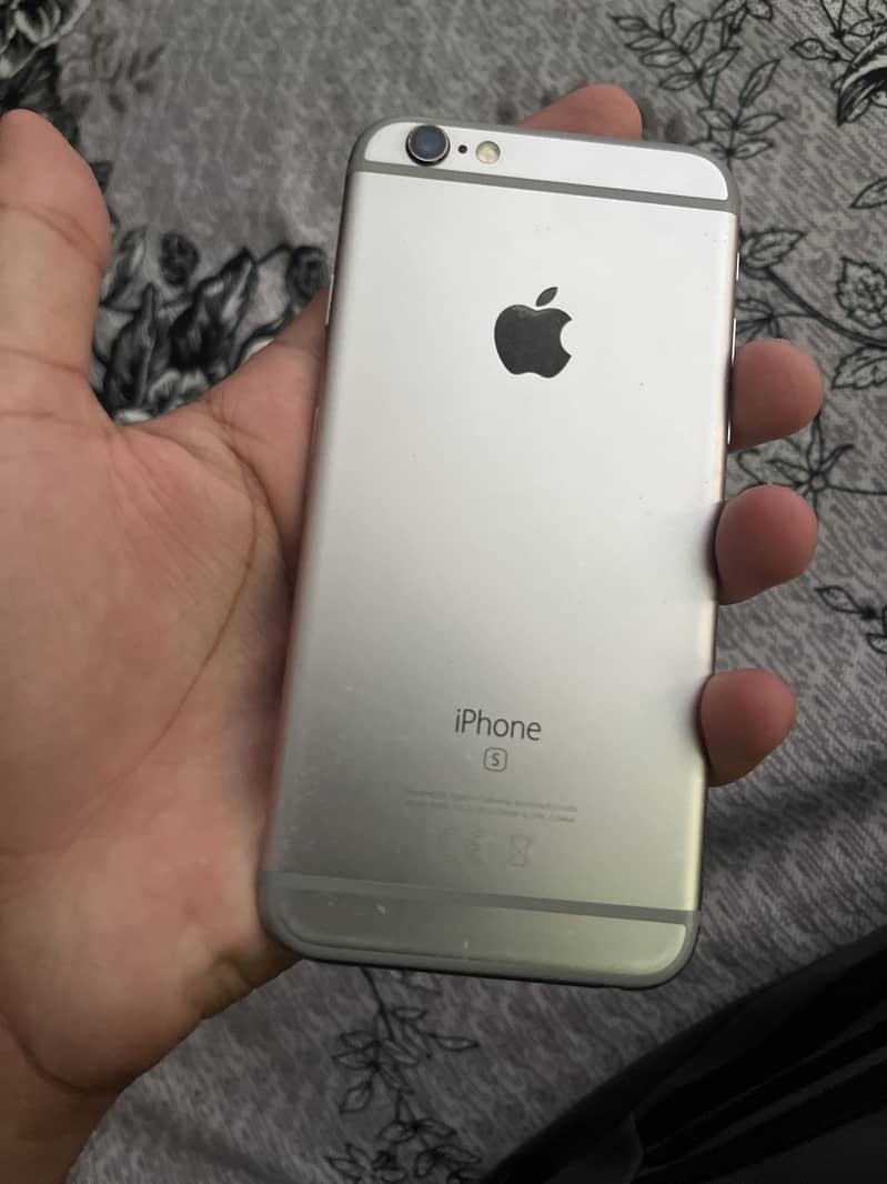 Apple iPhone 6S 3
