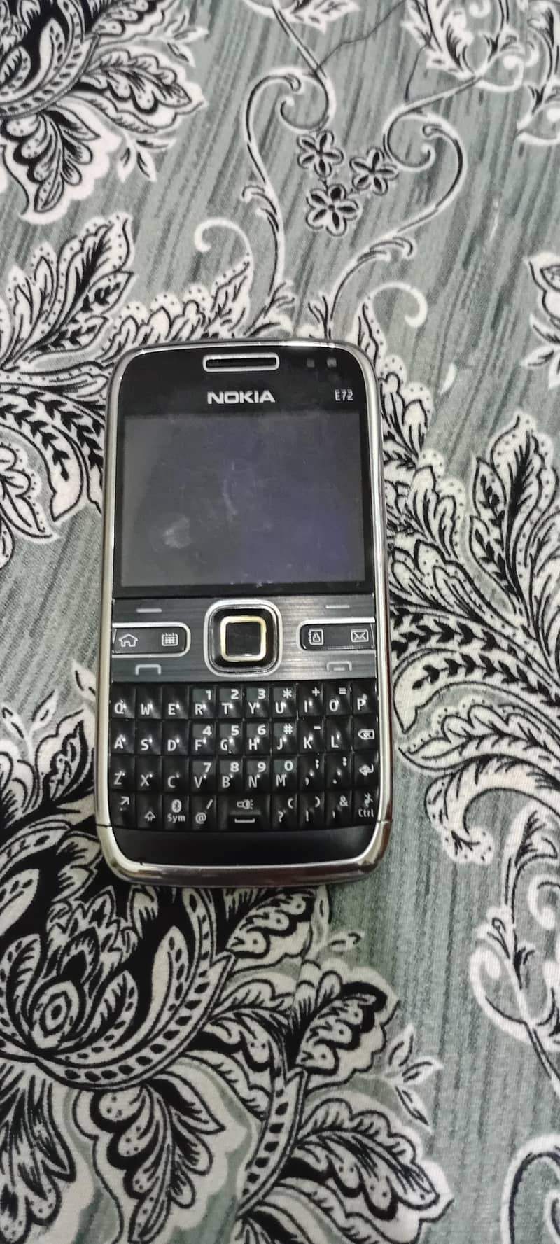 Nokia E72 2