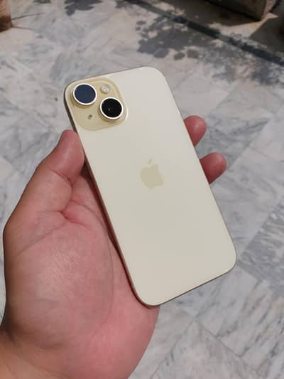 Apple iPhone 15