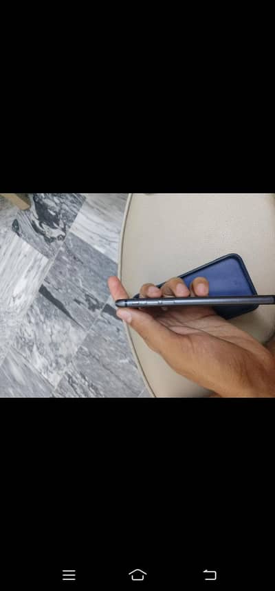 Apple iPhone 8