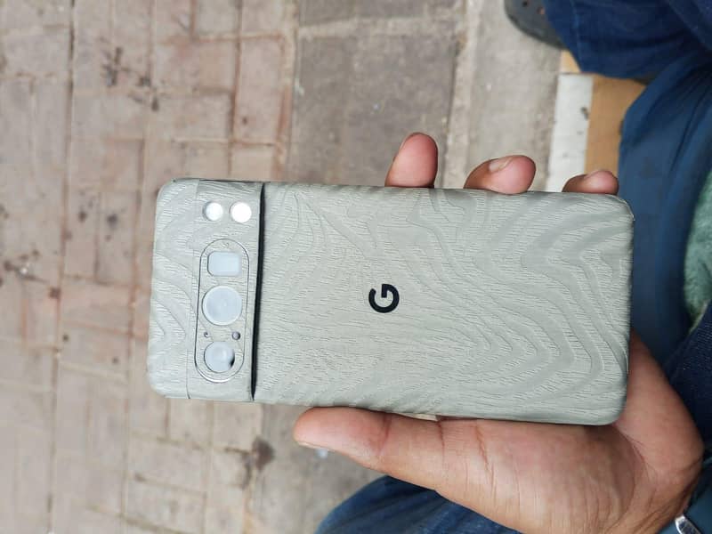 Google Pixel 8 Pro approved 1