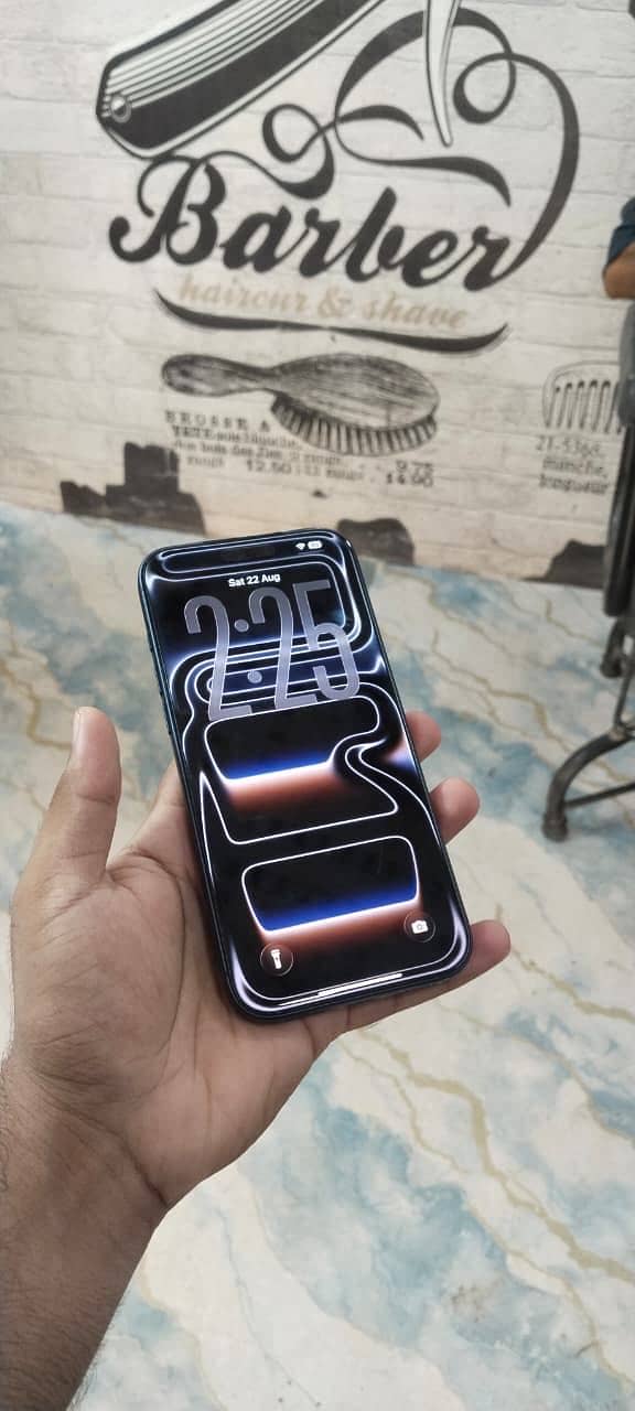 Apple iPhone 17 Pro Max 2