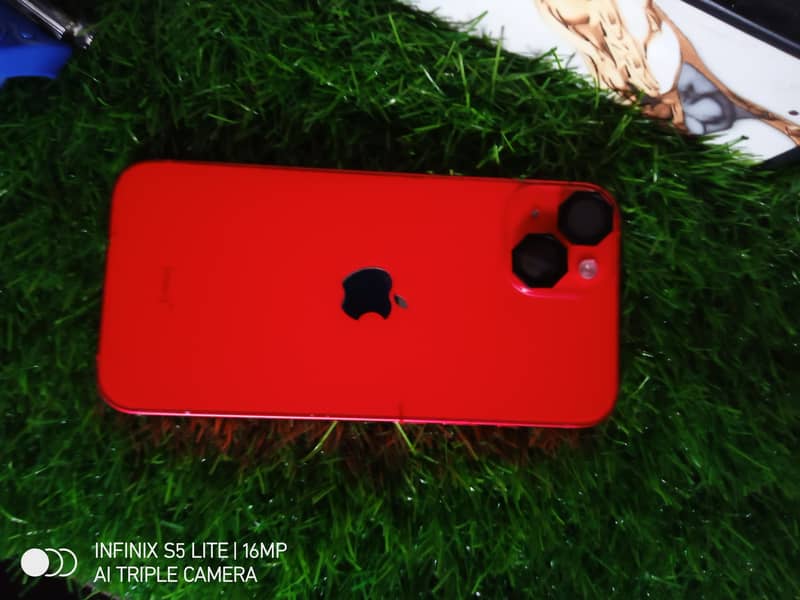 Apple iPhone 14 3