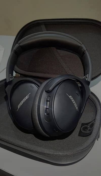 selling my new Bose handphone