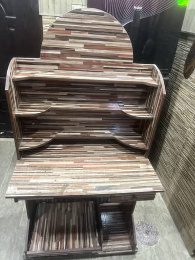 Computer table for sale