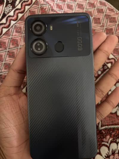 ITEL p40 128 GB