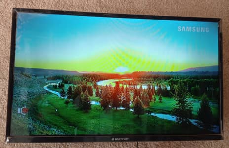 Multynet LED TV 32 inch Simple