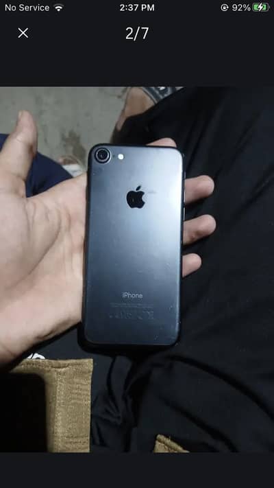 Apple iPhone 7