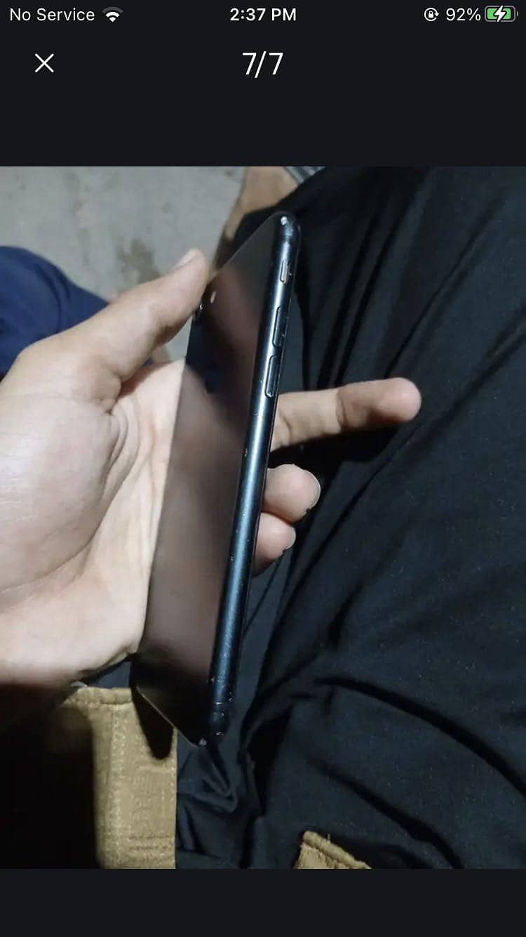 Apple iPhone 7 2