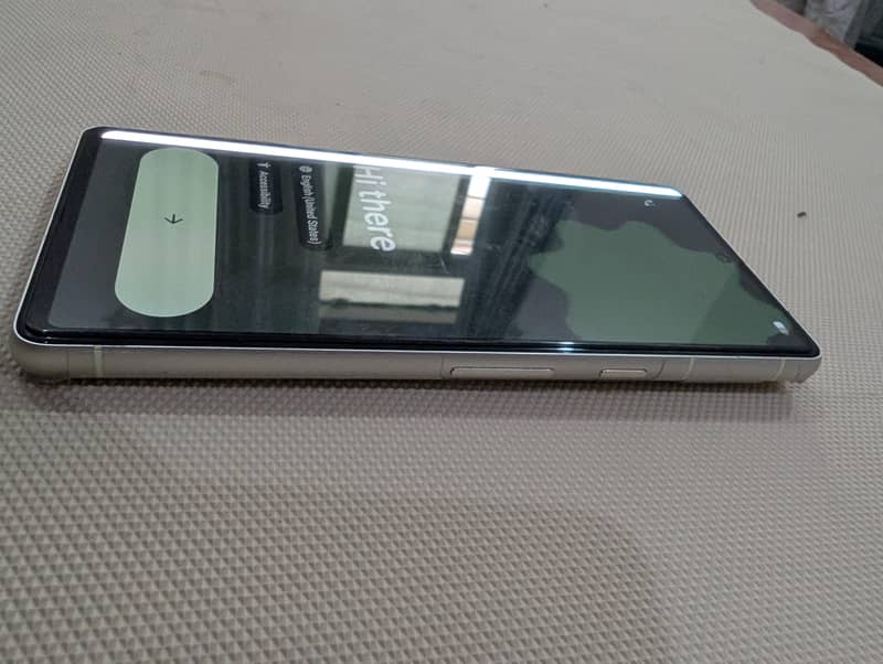 Google Pixel 7 4
