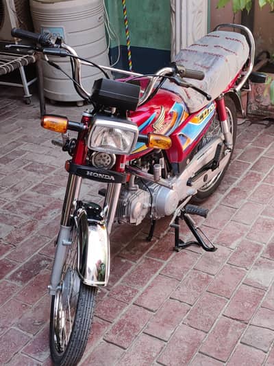 Unregistered 2026 Honda CD 70 | 2,650 km | Brand New & Scratchless