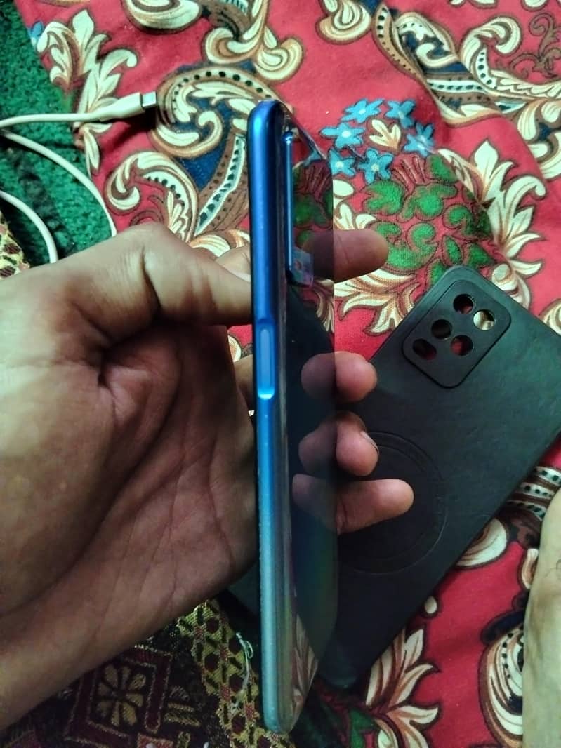 OPPO A54 1