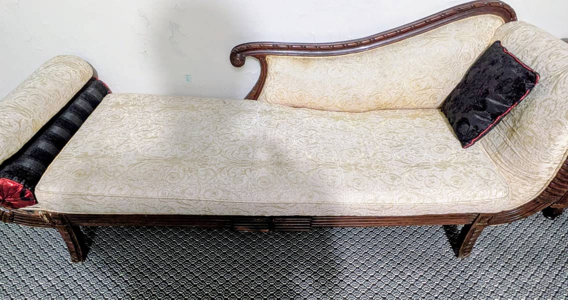 Dewan (Good Condition) 2