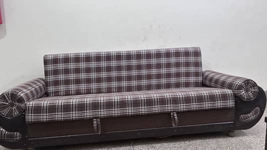 Sofa combed
