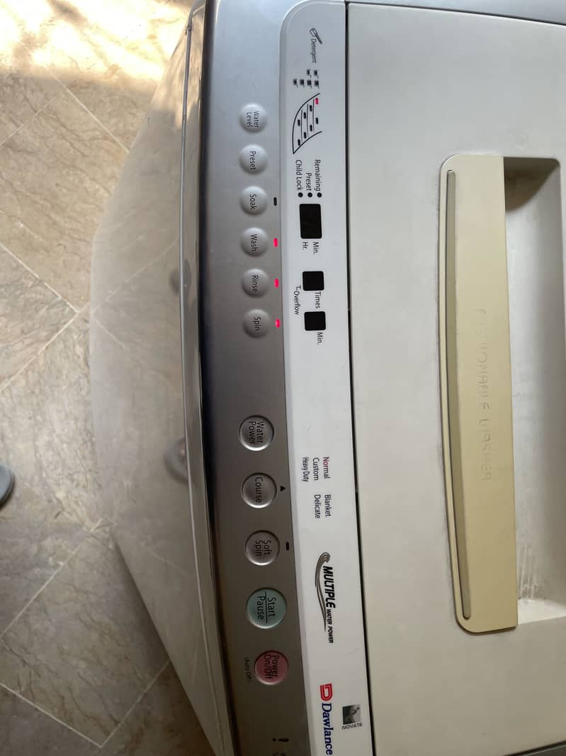 Dawlance automatic washing machine 1