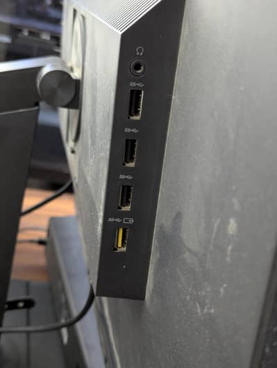 Lenovo 27in 1440p monitor with adjustable stand