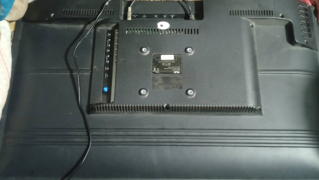 needs LED 1