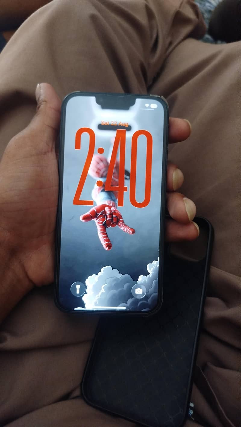 Apple iPhone 14 0