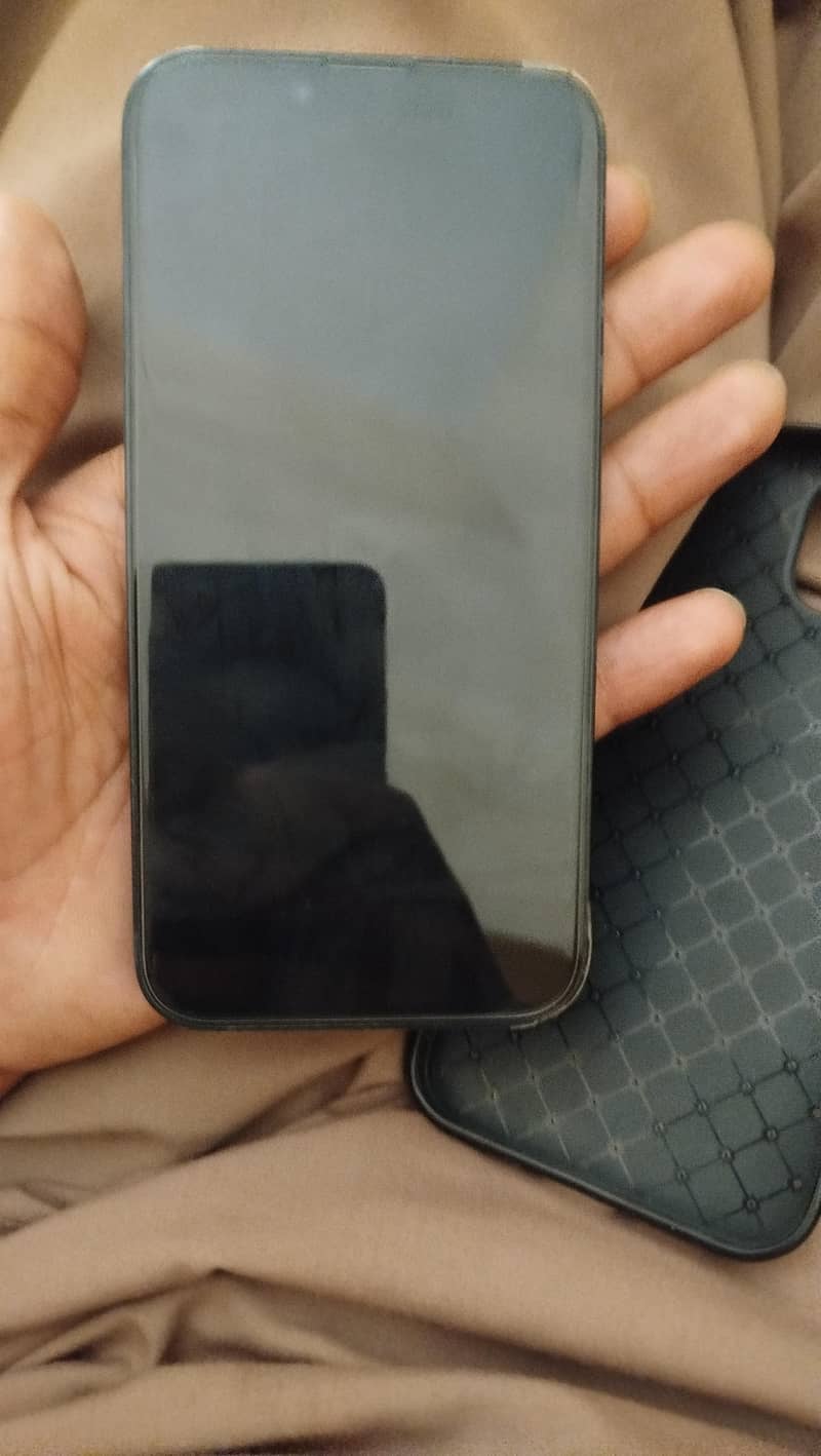 Apple iPhone 14 2