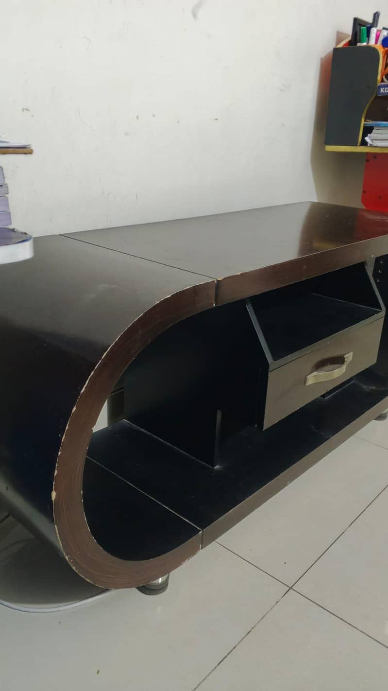 Led table 3