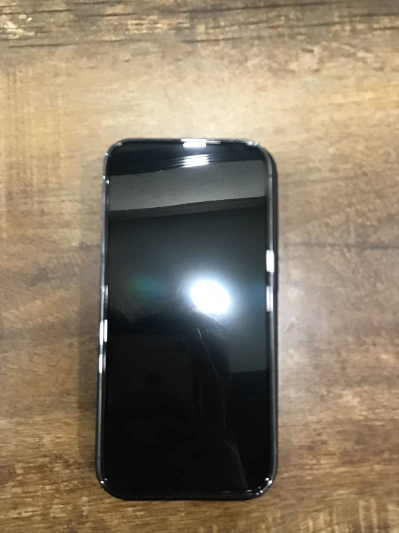 Apple iPhone 14 Pro 1