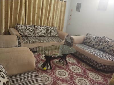 7 seater sofa included deewan