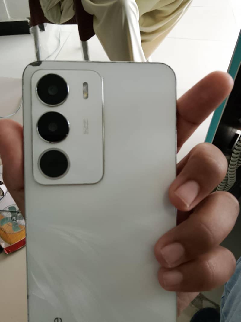 Realme C71 4