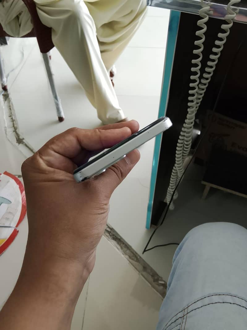 Realme C71 7