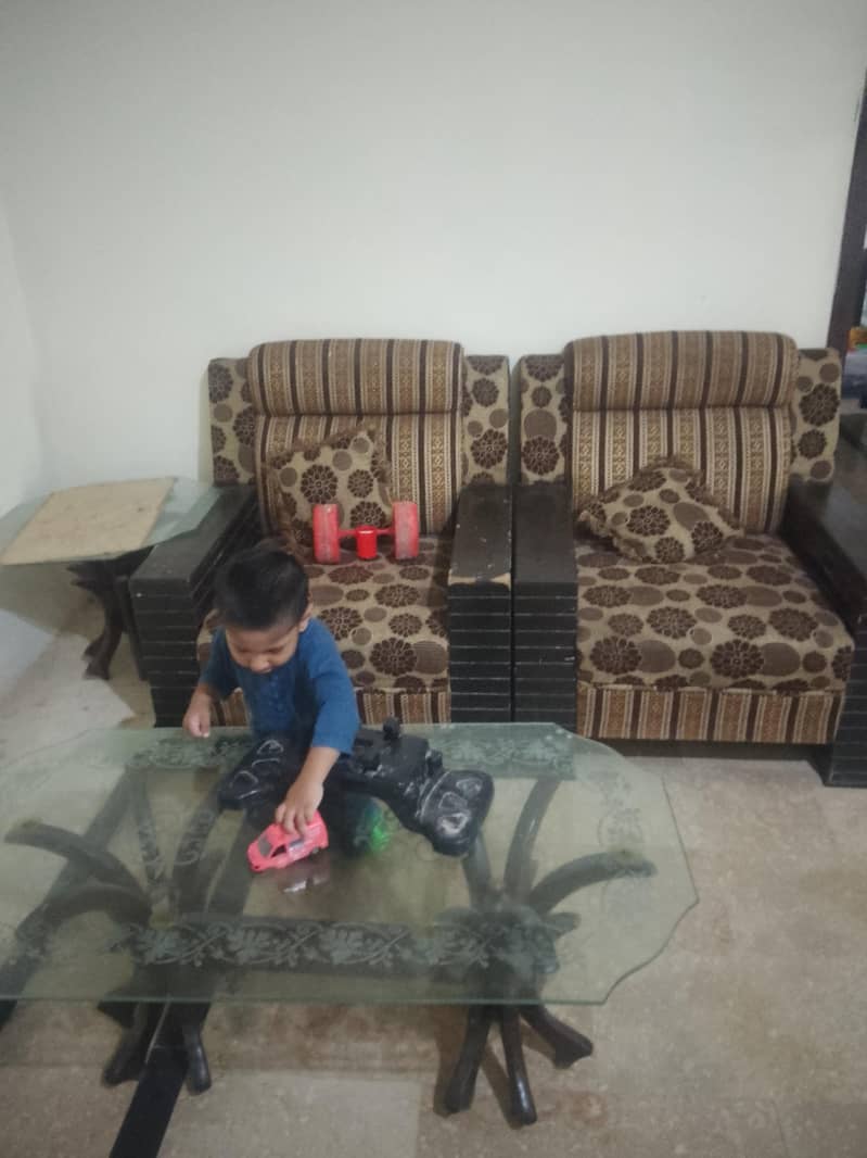 Sofa set with tables 1
