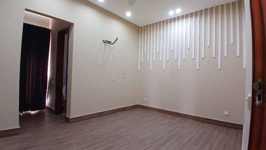 1 Kanal Upper Portion For Rent DHA Multan Sect-H For Rent