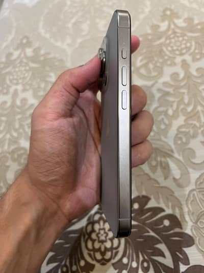 Apple iPhone 15 Pro