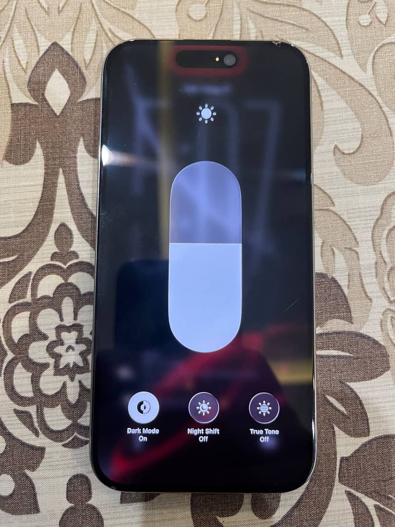 Apple iPhone 15 Pro 2