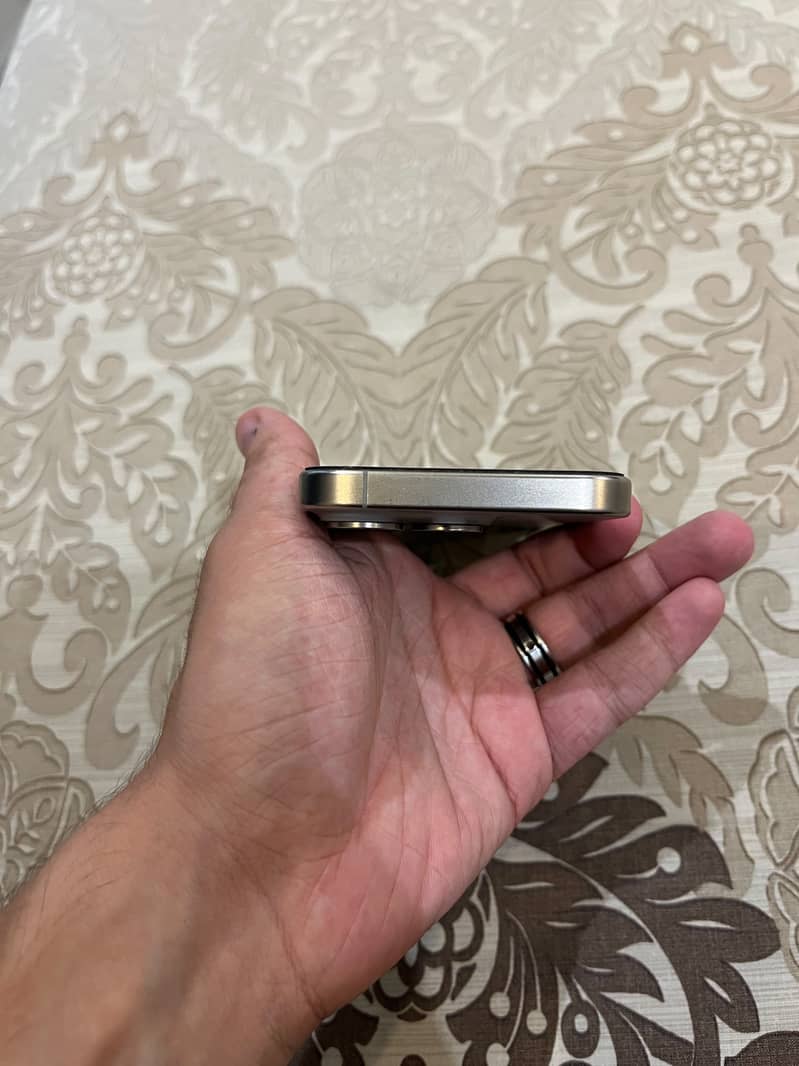 Apple iPhone 15 Pro 5