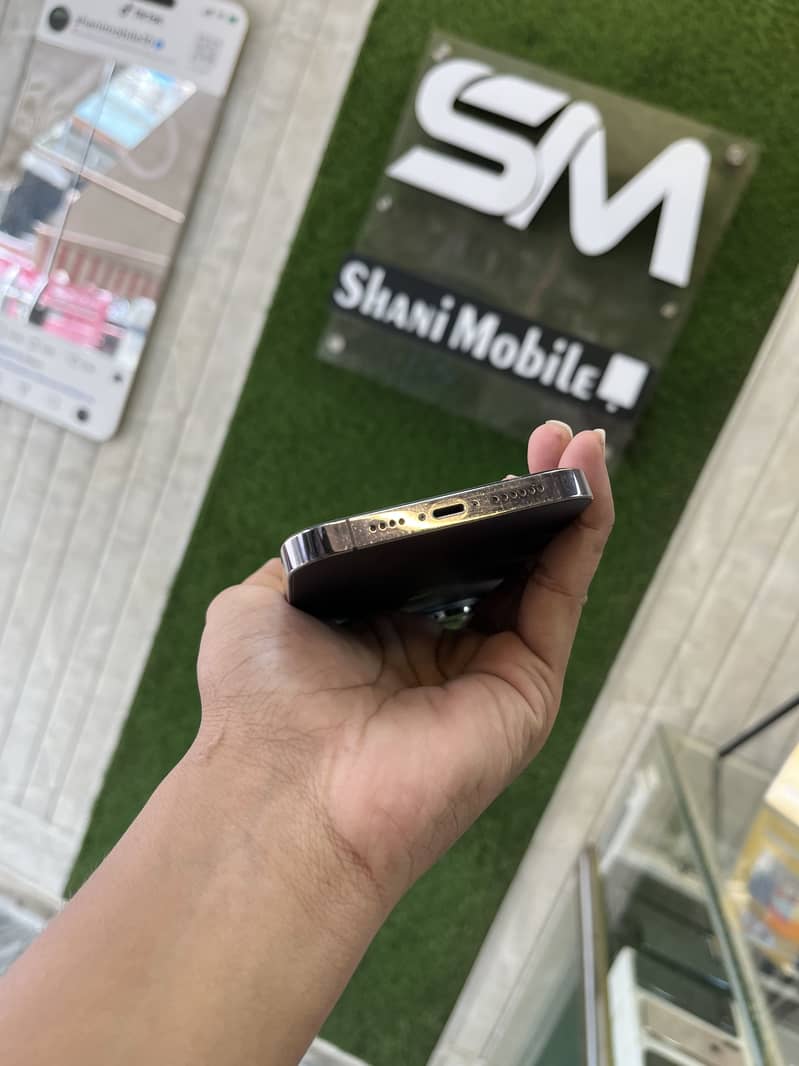 Iphone 14 Pro max 2