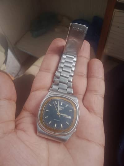 Seiko 5 automatic watch water prof