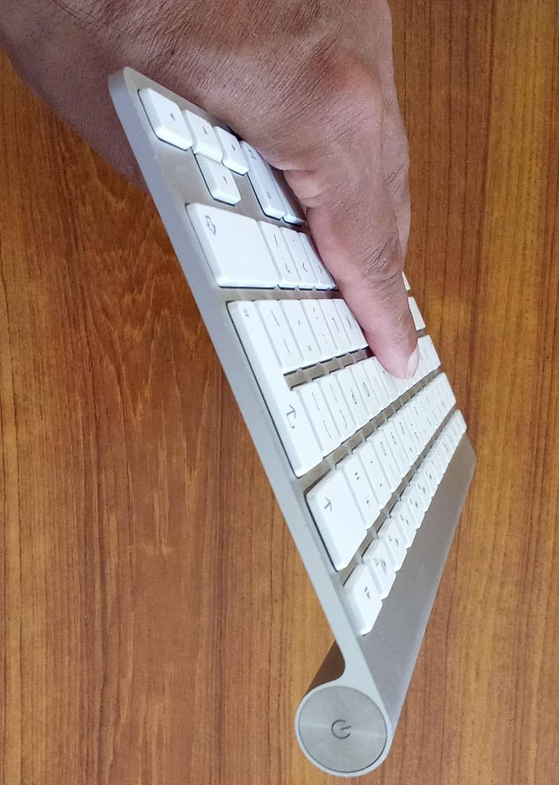 Apple Magic Keyboard 1 Model A1314 4