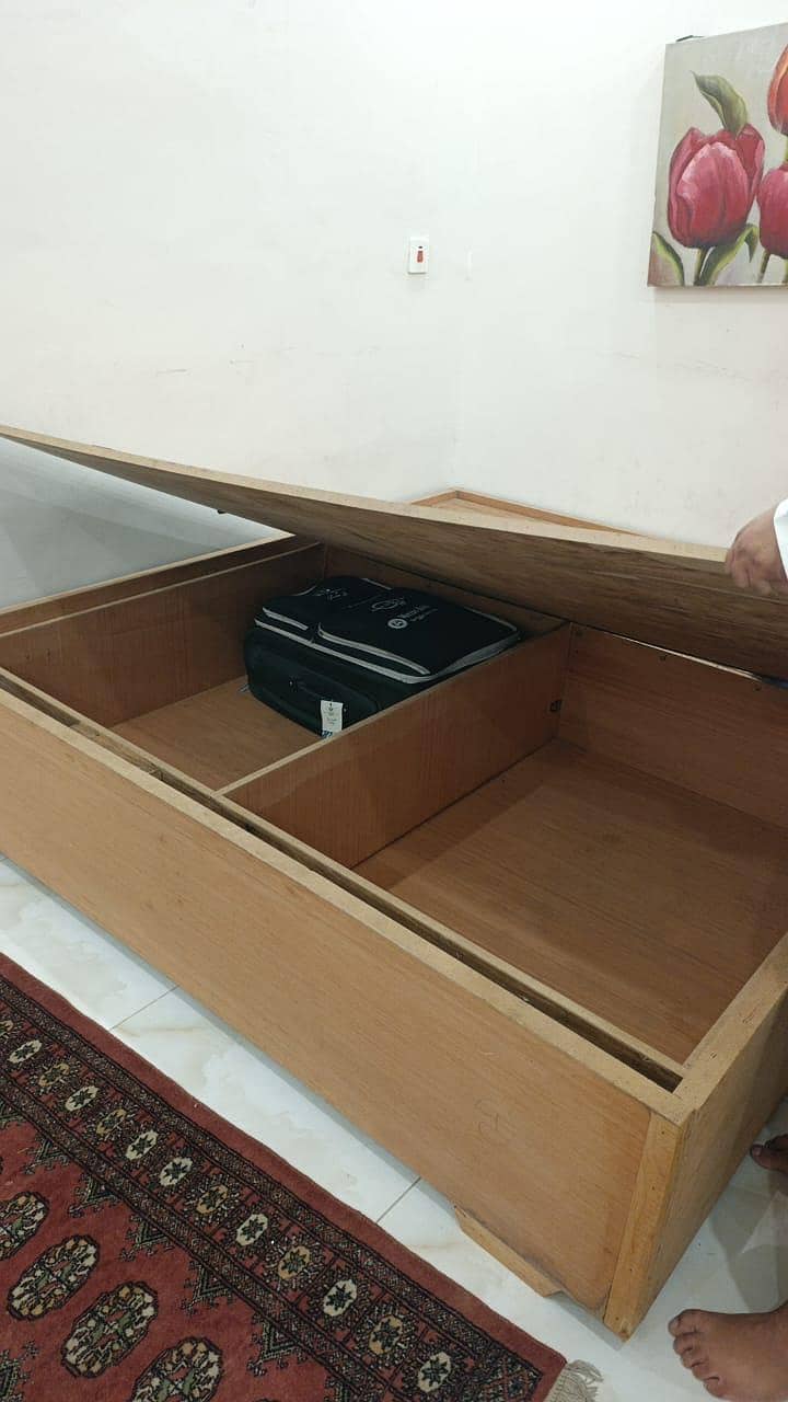 Luxurious Bed 2