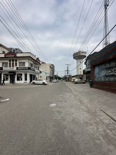 1 Kanal Facing Park plot for Sale