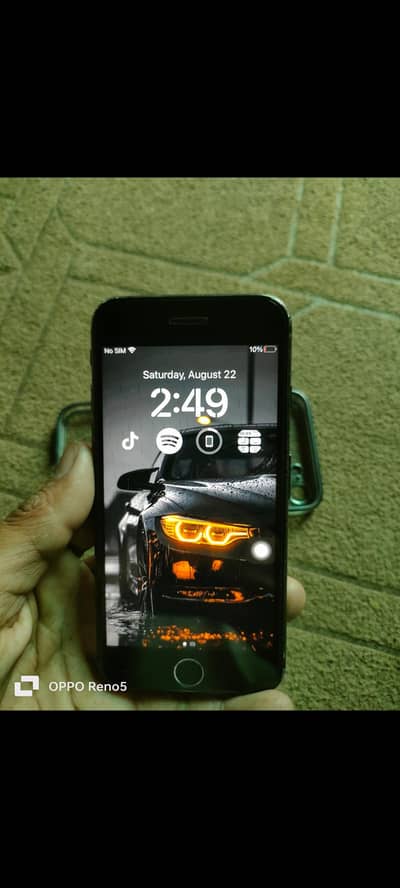 Apple iPhone 8 Arjent Sale