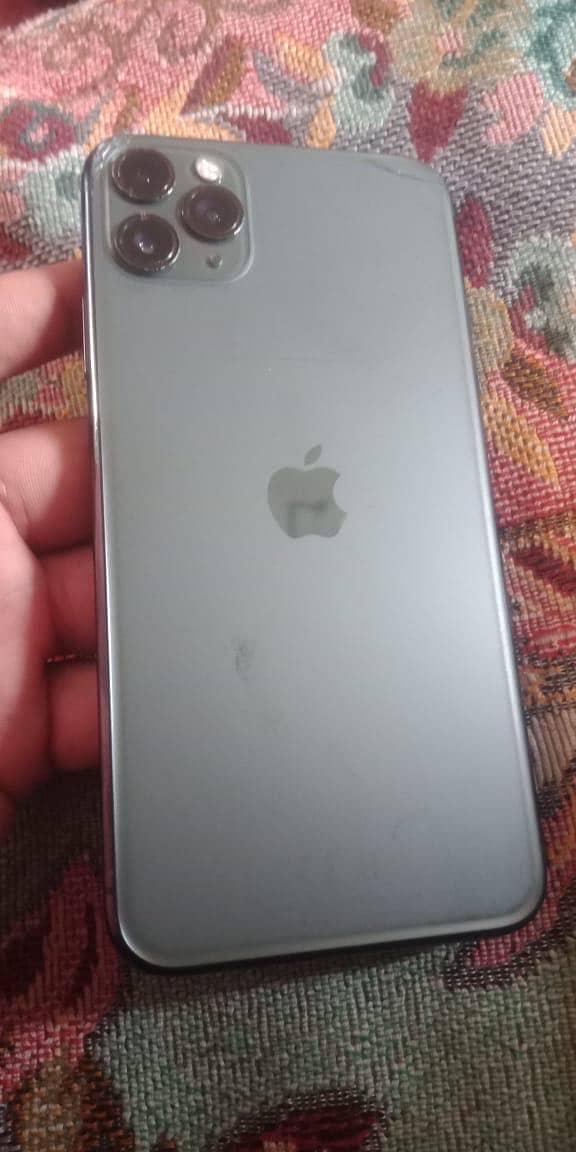 Apple iPhone 11 Pro Max 2