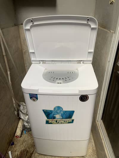 Dawlance Washing Machine Dual Function – 1 Year Used, Good Condition
