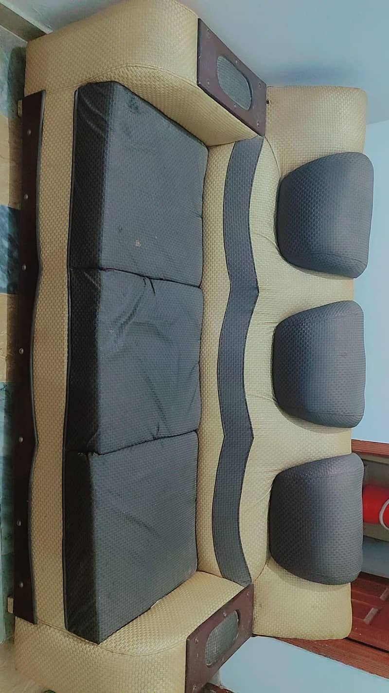 Sofas for sale 0