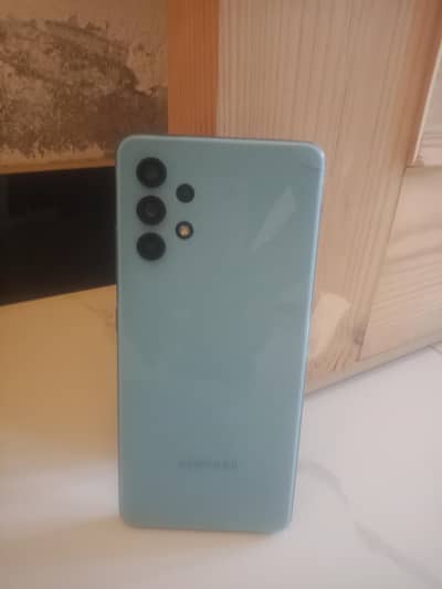 Samsung Galaxy A32 (Awesome Blue) - Mint Condition!