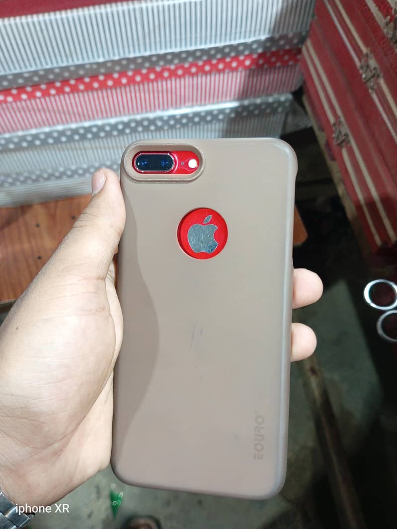 Apple iPhone 7 Plus 1