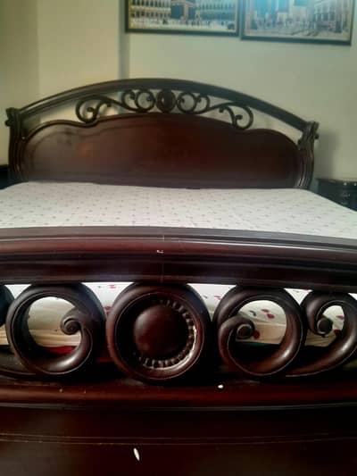 King Size Bed | with Two Side Tables |